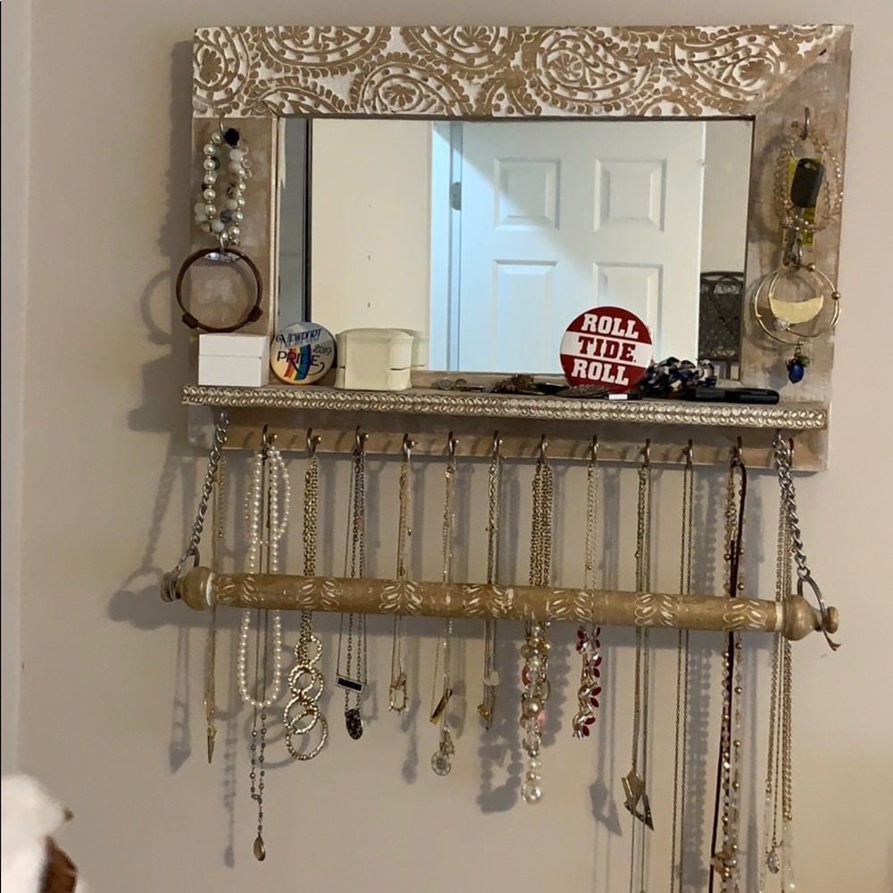 Jewelry hanger